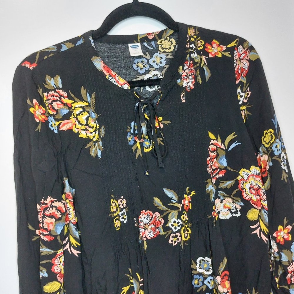 Floral Blouse from Old Navy with 3/4 Sleeves | Size Medium
